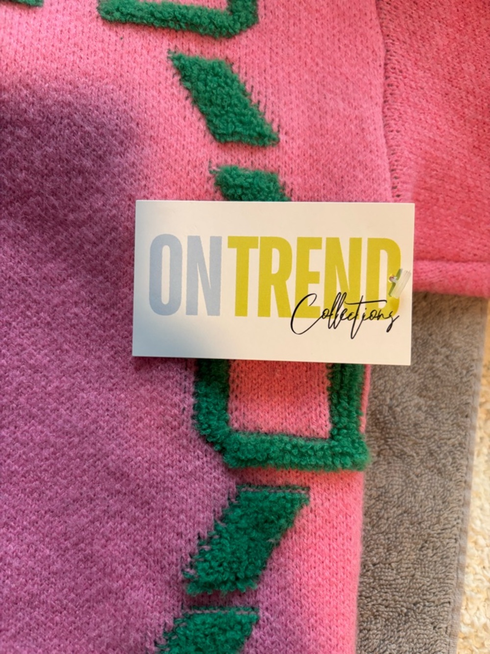 NWT Hallie Pink and Green Geometric  Pattern Cardigan Sweater - Picture 6 of 8